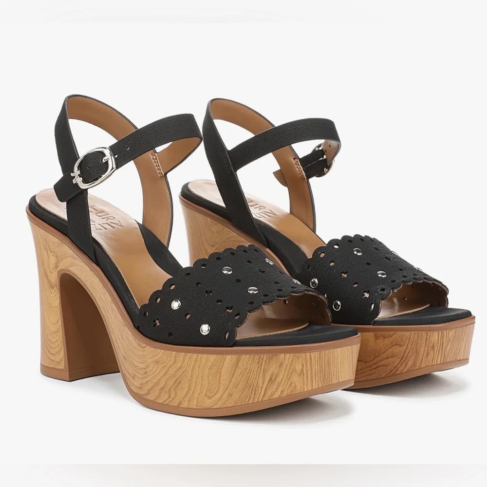 NWT Naturalizer Women's Kira Chunky Heeled Sandals, Black, Size 8.5